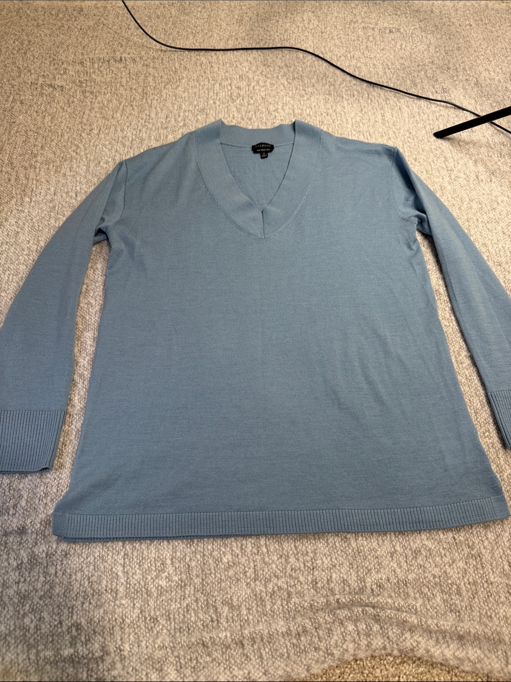 Talbots Women V-Neck Sweater in Light Blue Merino Wool Size S